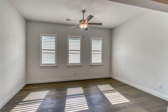 110 Rivalto DR, Horseshoe Bay, TX 78657