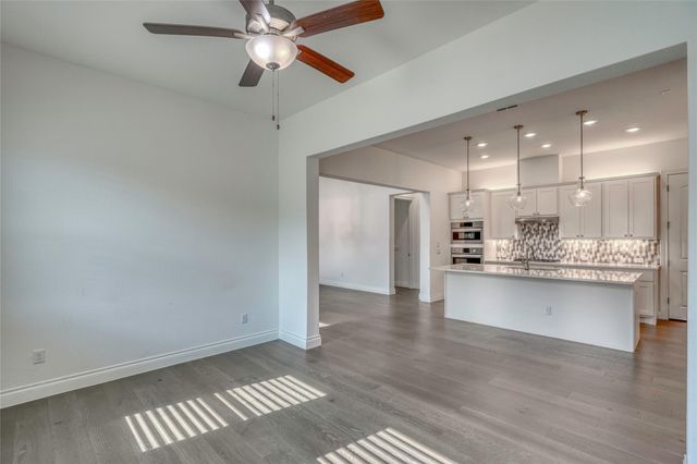 110 Rivalto DR, Horseshoe Bay, TX 78657