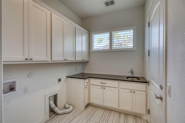 110 Rivalto DR, Horseshoe Bay, TX 78657
