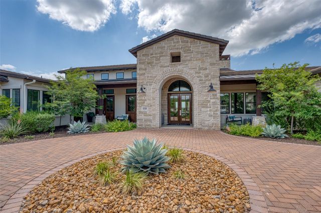 110 Rivalto DR, Horseshoe Bay, TX 78657