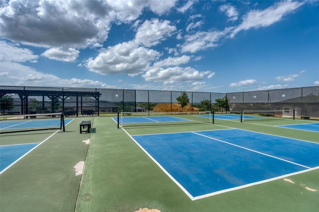 110 Rivalto DR, Horseshoe Bay, TX 78657