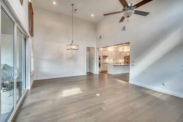 110 Rivalto DR, Horseshoe Bay, TX 78657