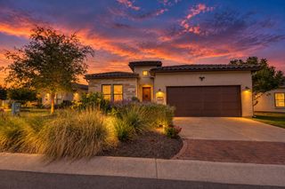 110 Rivalto DR, Horseshoe Bay, TX 78657