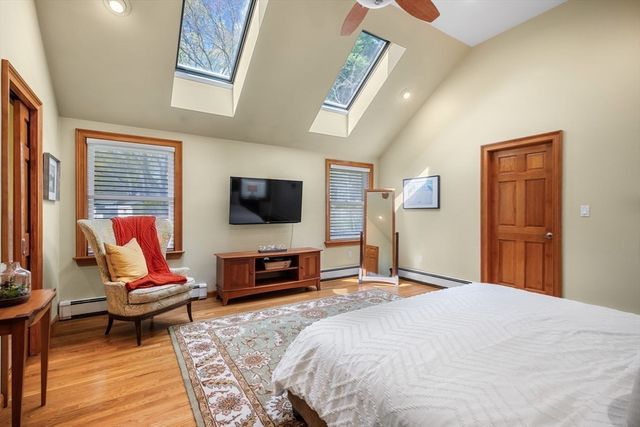 7 Patti Rd, Beverly, MA 01915