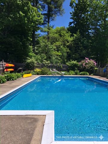 7 Patti Rd, Beverly, MA 01915