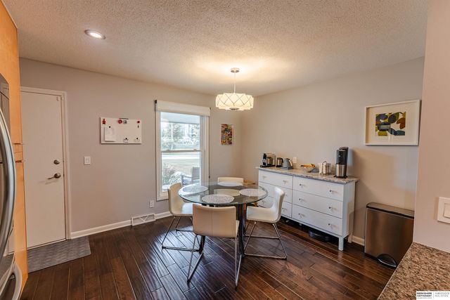 12906 Pacific Street, Omaha, NE 68154