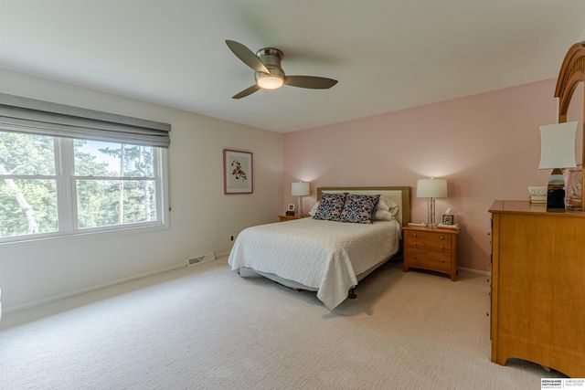 12906 Pacific Street, Omaha, NE 68154