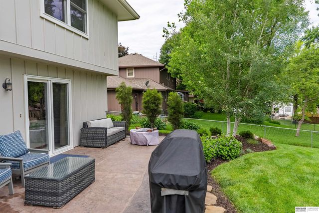 12906 Pacific Street, Omaha, NE 68154