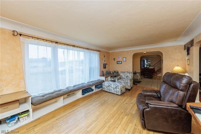 35206 Center Ridge Road, North Ridgeville, OH 44039
