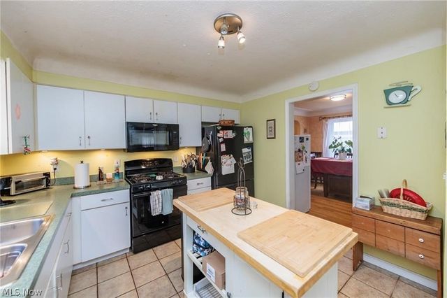 35206 Center Ridge Road, North Ridgeville, OH 44039