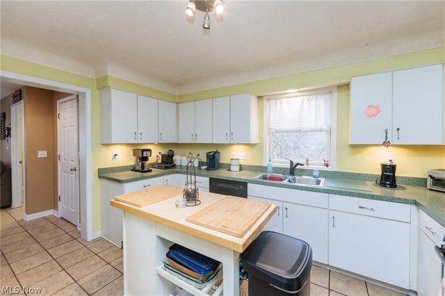 35206 Center Ridge Road, North Ridgeville, OH 44039