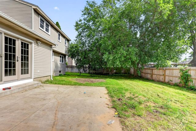 2089 Southwood Avenue, Norton Shores, MI 49441
