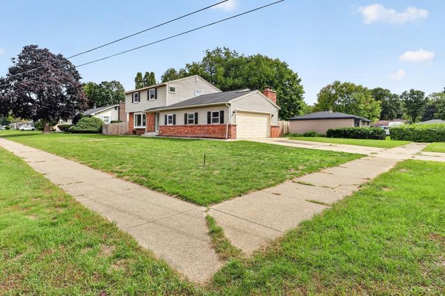 2089 Southwood Avenue, Norton Shores, MI 49441