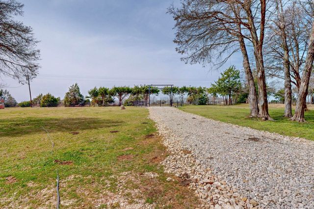 17073 Fm 2613, Kemp, TX 75143