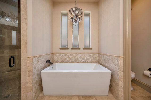 8100 Canyon Oak Drive, North Richland Hills, TX 76182