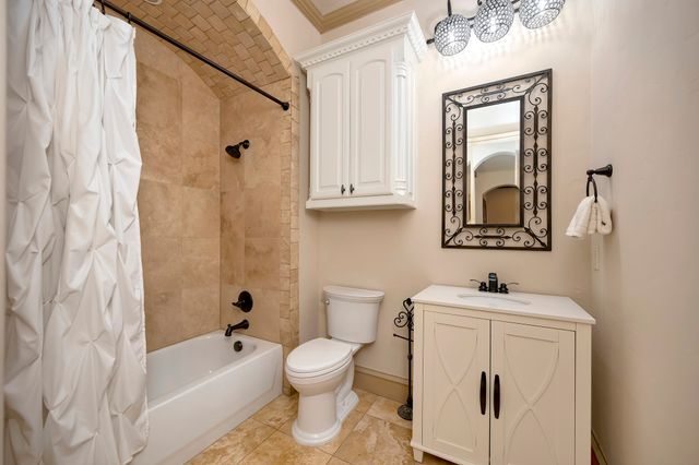 8100 Canyon Oak Drive, North Richland Hills, TX 76182