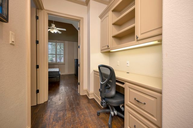 8100 Canyon Oak Drive, North Richland Hills, TX 76182