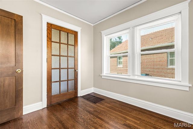 12 Sunset Court, Pasadena Park, MO 63121