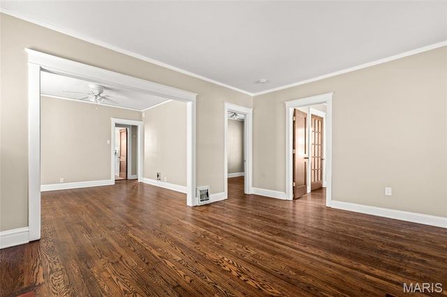 12 Sunset Court, Pasadena Park, MO 63121