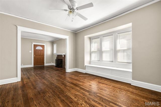 12 Sunset Court, Pasadena Park, MO 63121