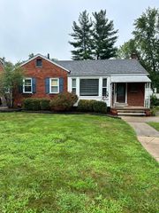 2224 N Connecticut Avenue, Royal Oak, MI 48073