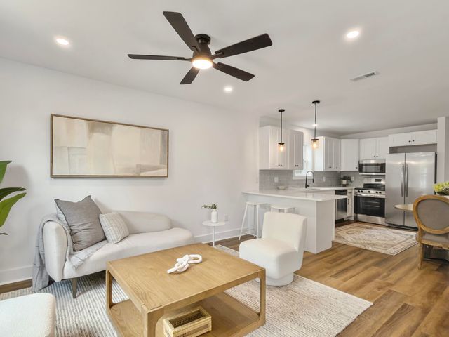 1937 Baxter Street, North Charleston, SC 29405