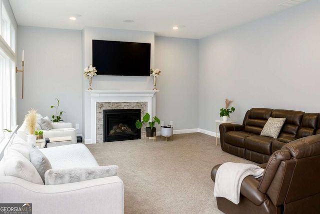 830 COMMERCE Trail, Canton, GA 30114