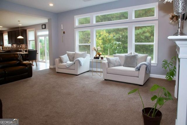 830 COMMERCE Trail, Canton, GA 30114