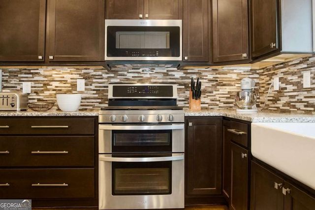 830 COMMERCE Trail, Canton, GA 30114