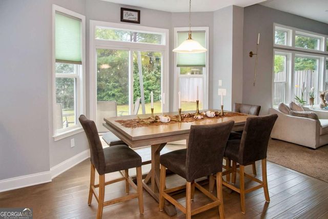 830 COMMERCE Trail, Canton, GA 30114