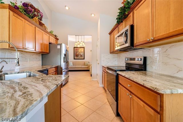 19081 RIDGEPOINT DR 201, Estero, FL 33928