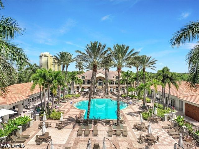 19081 RIDGEPOINT DR 201, Estero, FL 33928