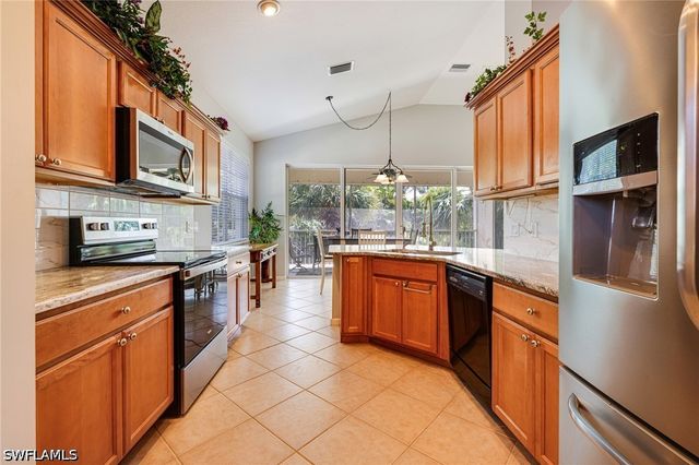 19081 RIDGEPOINT DR 201, Estero, FL 33928