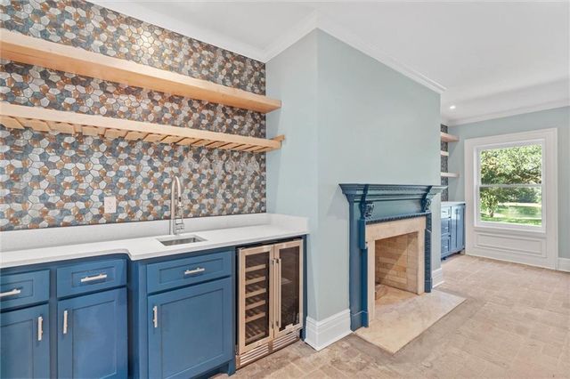 14201 Airport Boulevard, Mobile, AL 36608