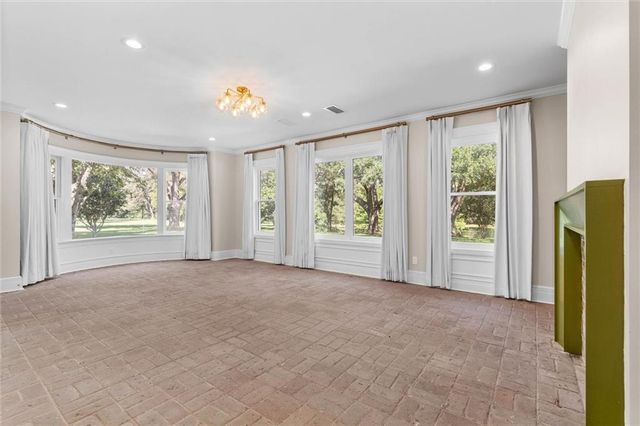 14201 Airport Boulevard, Mobile, AL 36608