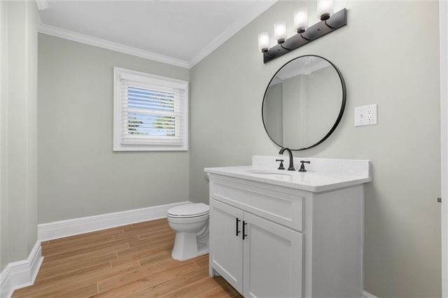 14201 Airport Boulevard, Mobile, AL 36608