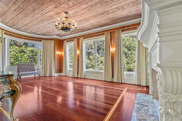 14201 Airport Boulevard, Mobile, AL 36608