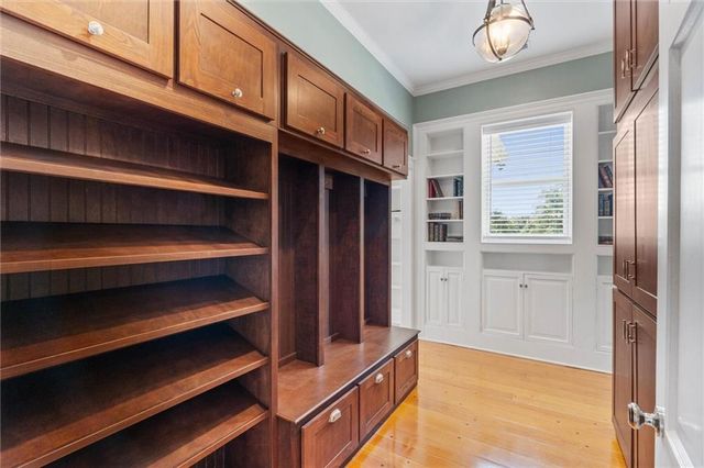 14201 Airport Boulevard, Mobile, AL 36608