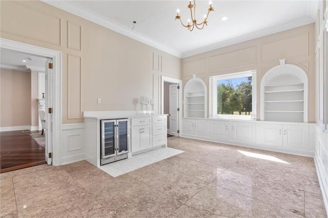 14201 Airport Boulevard, Mobile, AL 36608