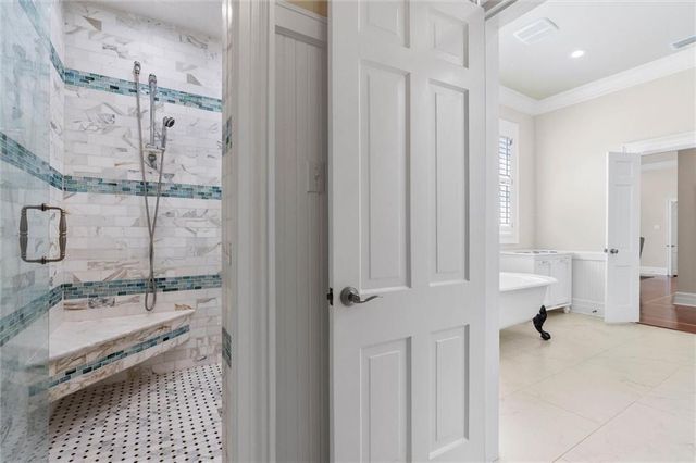 14201 Airport Boulevard, Mobile, AL 36608