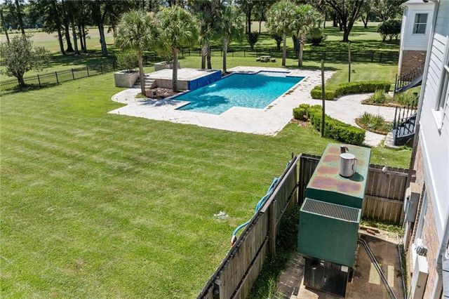 14201 Airport Boulevard, Mobile, AL 36608