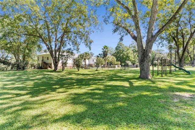 14201 Airport Boulevard, Mobile, AL 36608