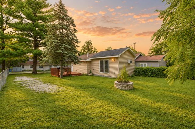 7312 W 136th Court, Cedar Lake, IN 46303