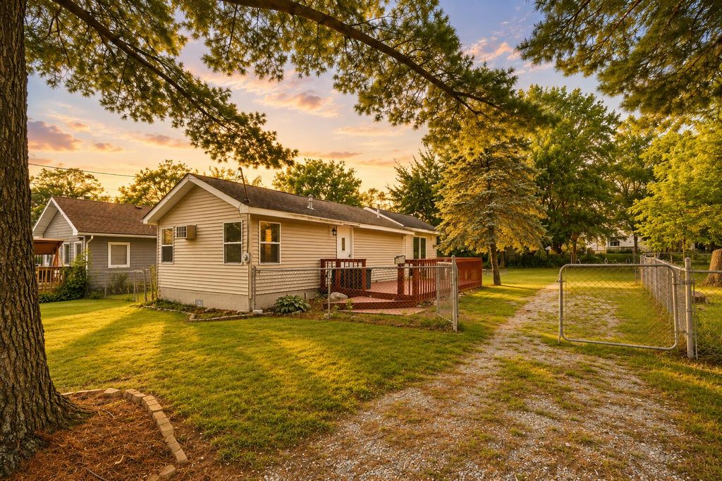 7312 W 136th Court, Cedar Lake, IN 46303