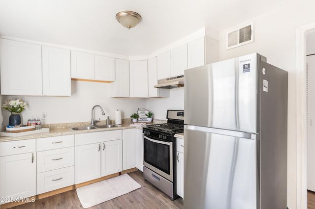 105 COCHISE Drive, Bisbee, AZ 85603