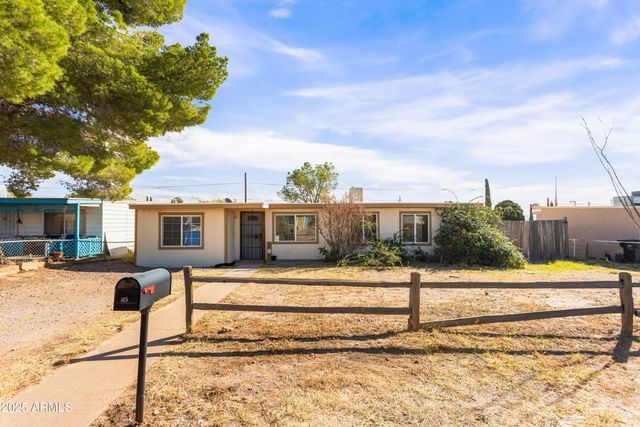 105 COCHISE Drive, Bisbee, AZ 85603