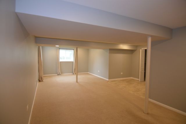 3613 Dorchester Place, Mchenry, IL 60050