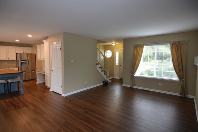 3613 Dorchester Place, Mchenry, IL 60050