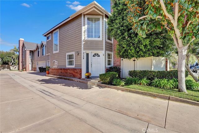 2134 Sabot, Costa Mesa, CA 92627