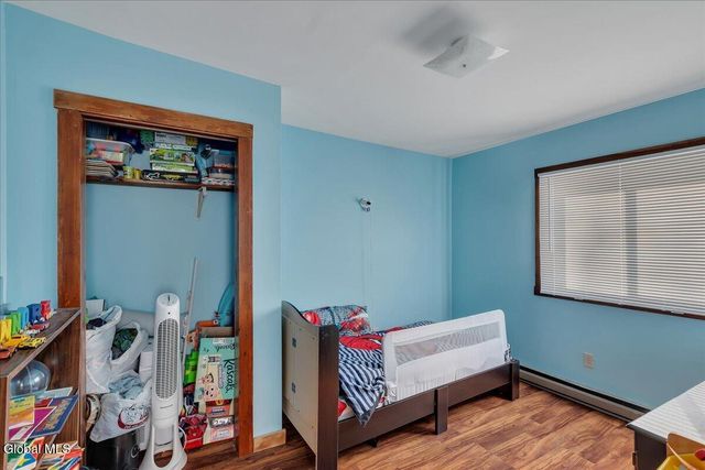 16 Billings Avenue, Troy, NY 12180